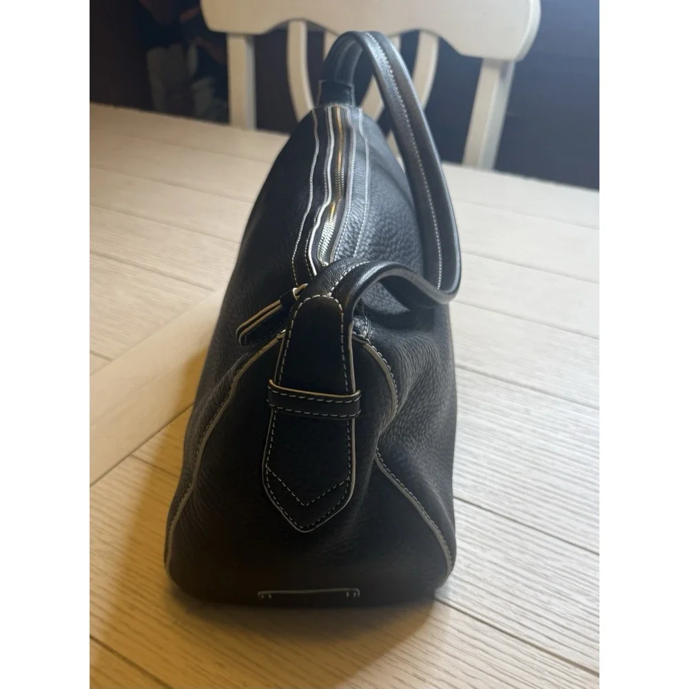 Cole Haan Black Pebble Leather Shoulder Bag‎ W/ Contrast Stitching, Zip Close.